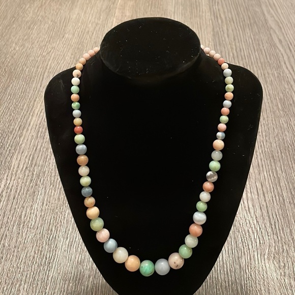 Multi colored bead necklace - Picture 1 of 8
